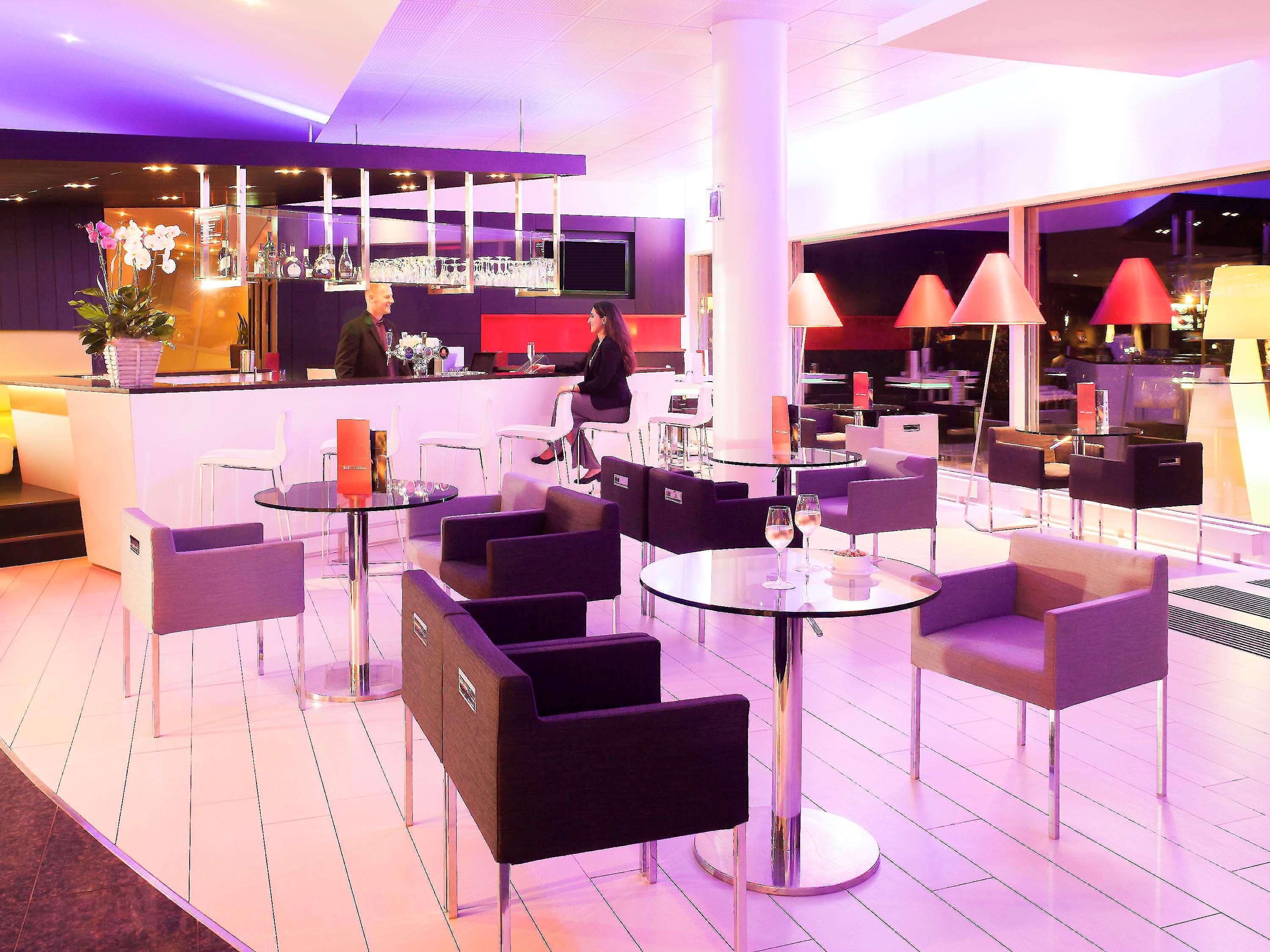 Novotel Zurich City West Esterno foto