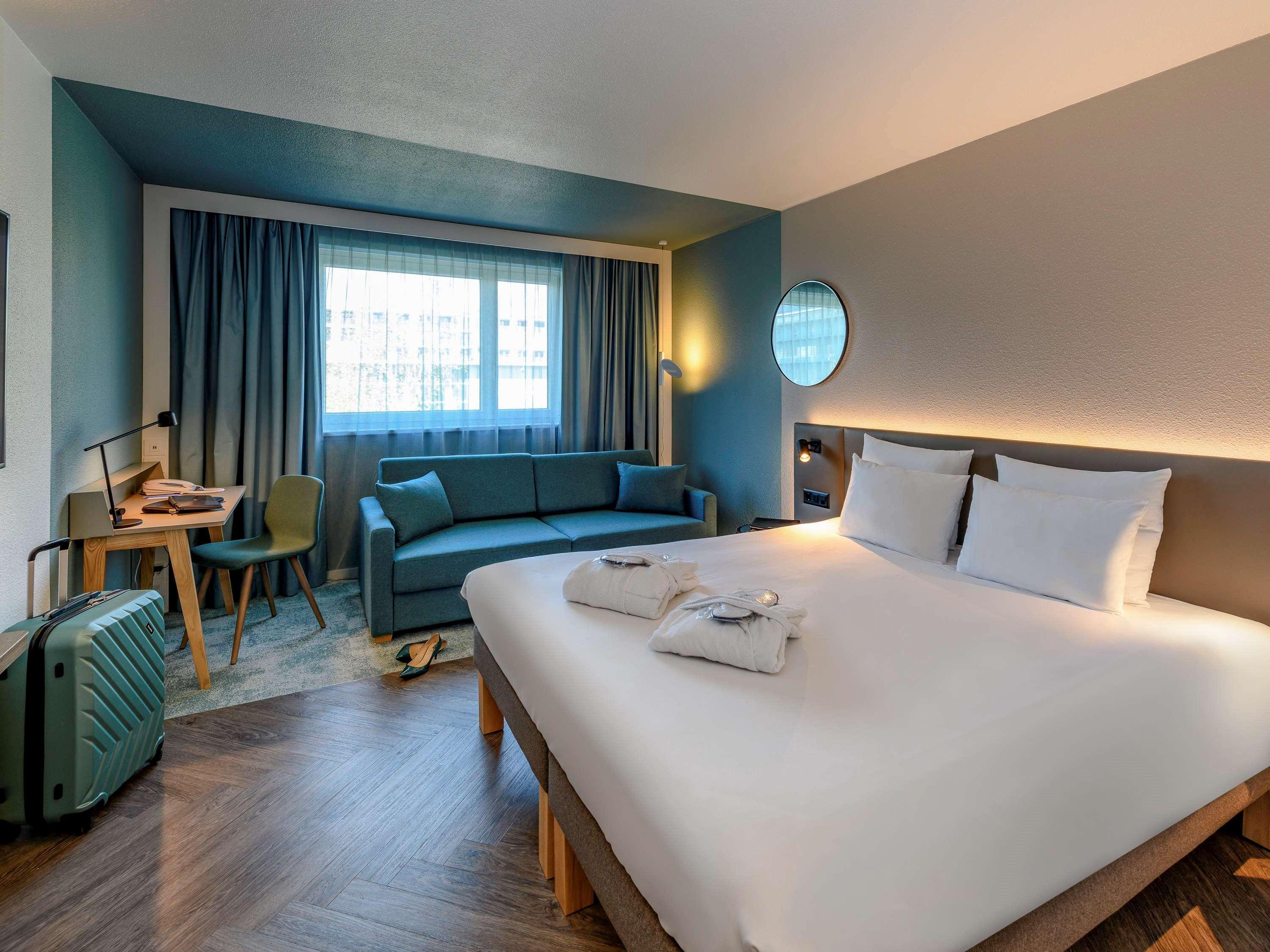 Novotel Zurich City West Esterno foto