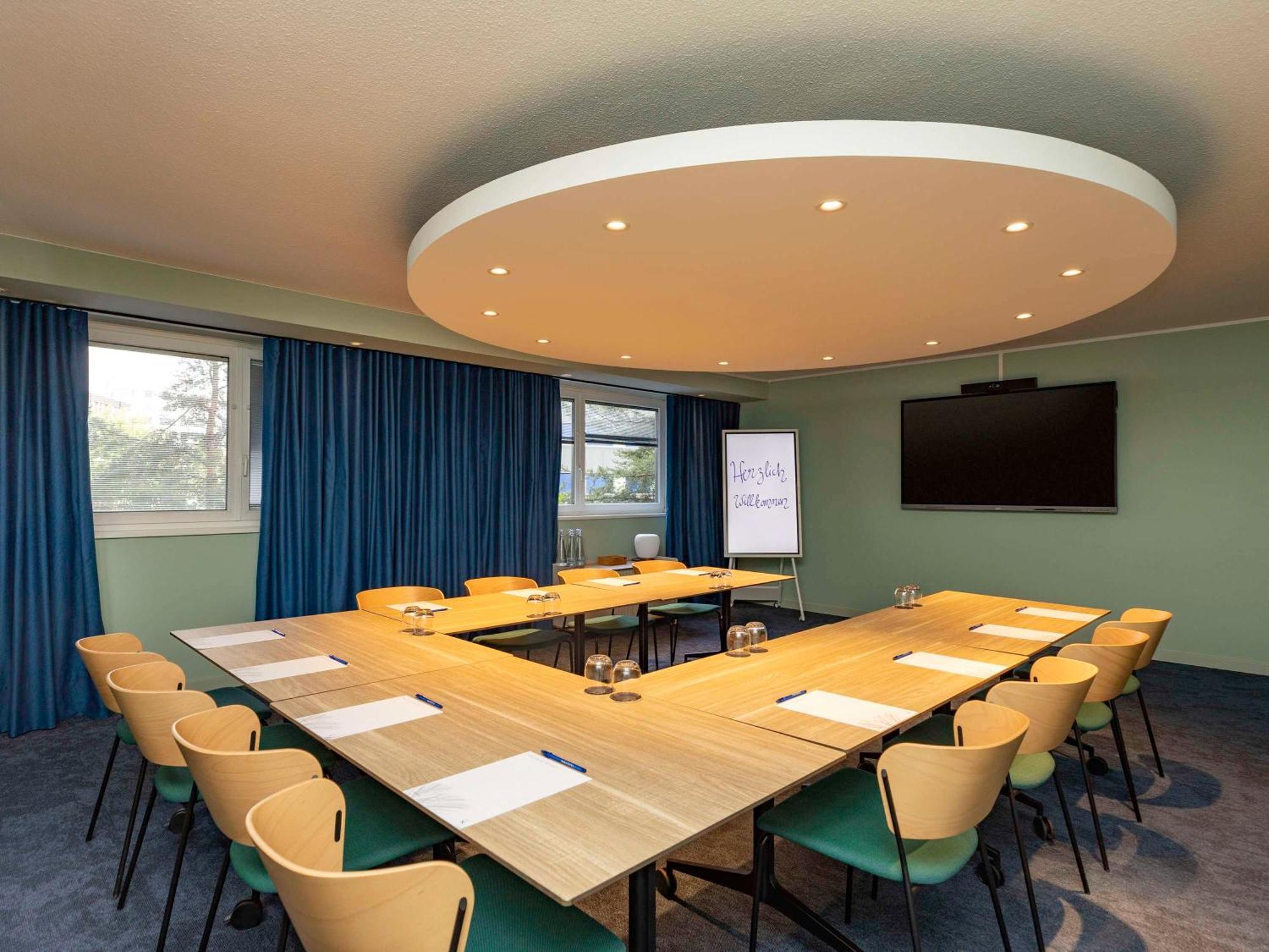 Novotel Zurich City West Esterno foto