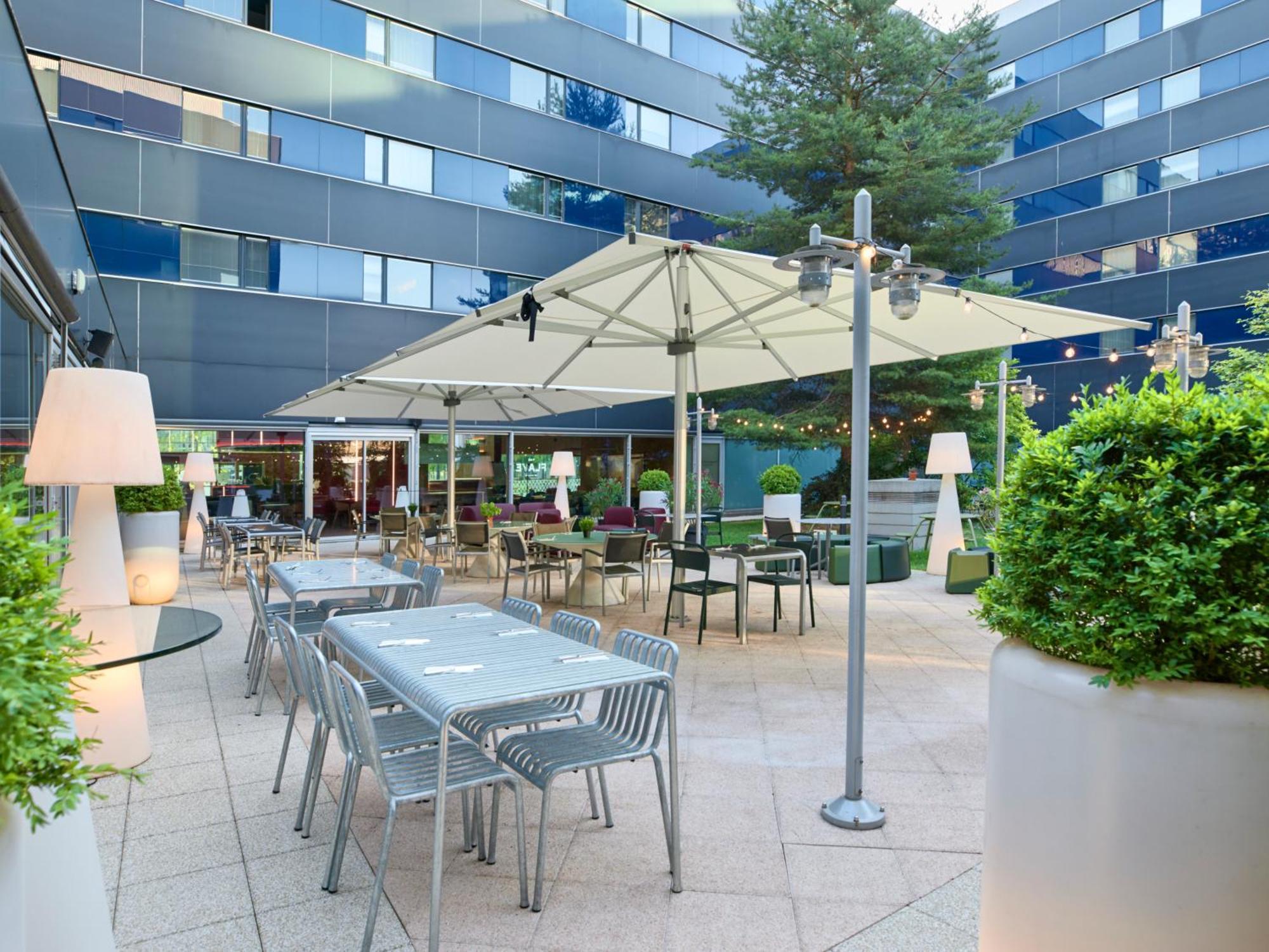 Novotel Zurich City West Esterno foto