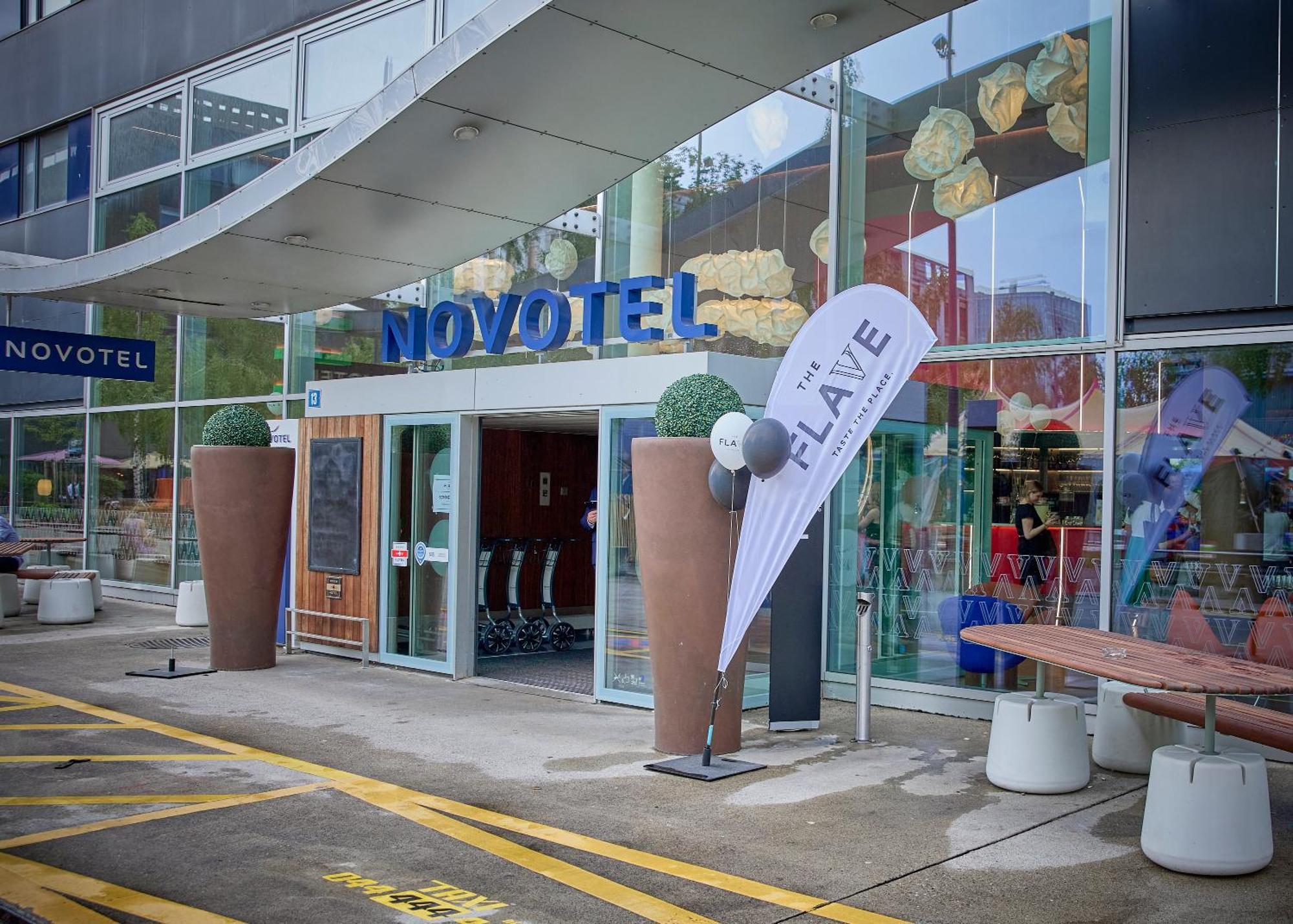Novotel Zurich City West Esterno foto