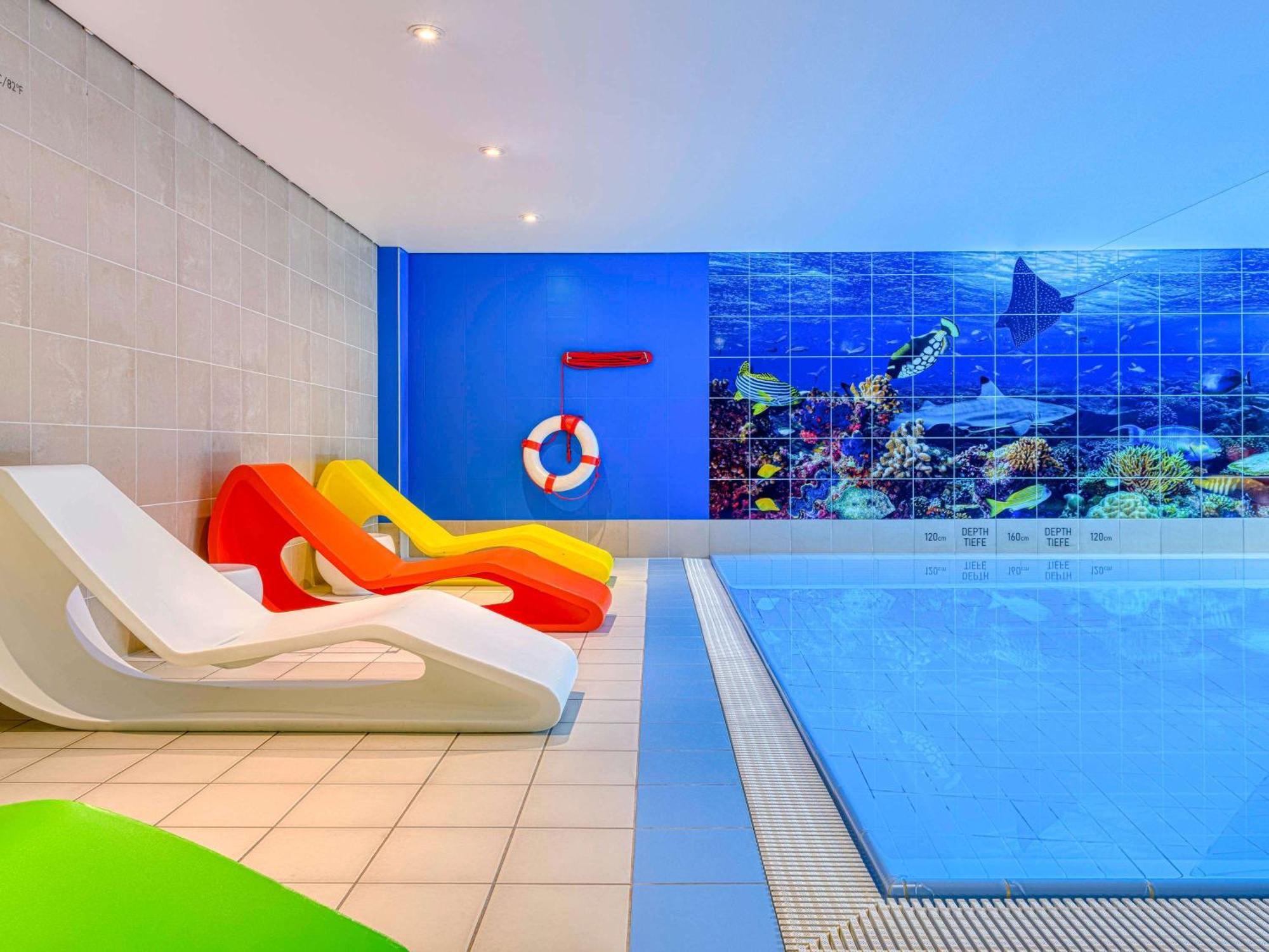 Novotel Zurich City West Esterno foto