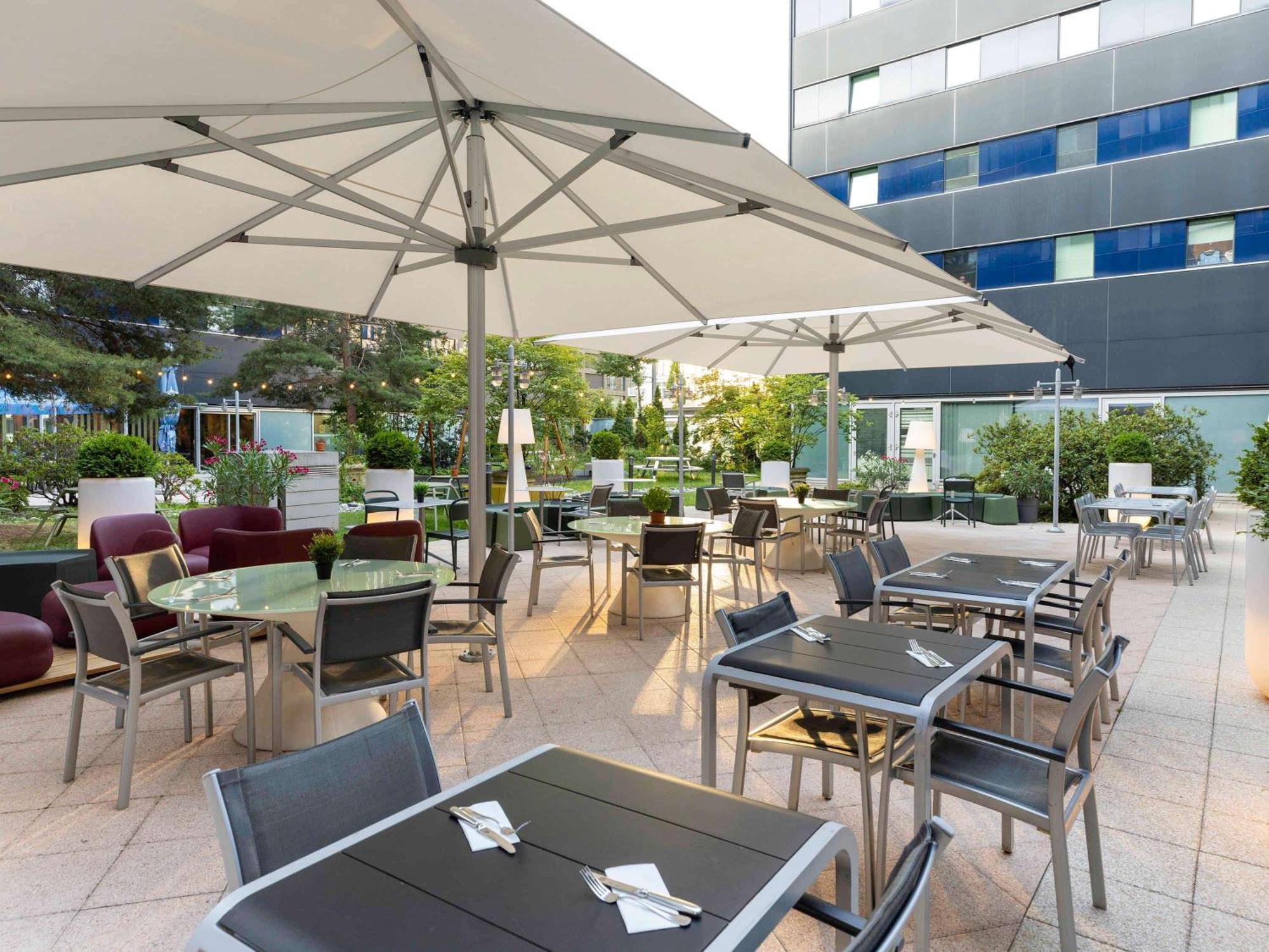 Novotel Zurich City West Esterno foto